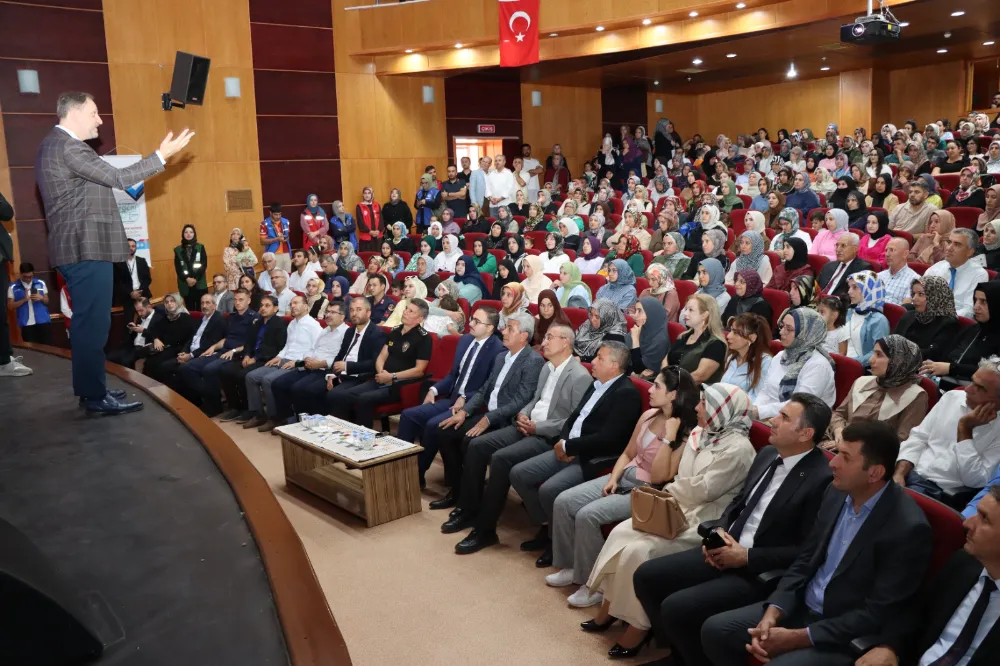 Yeşilay Genel Başkanı Dinç, Kahta