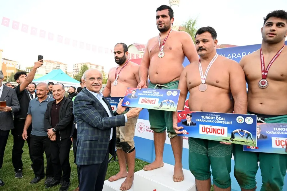Turgut Özal Karakucak Güreşleri sona erdi