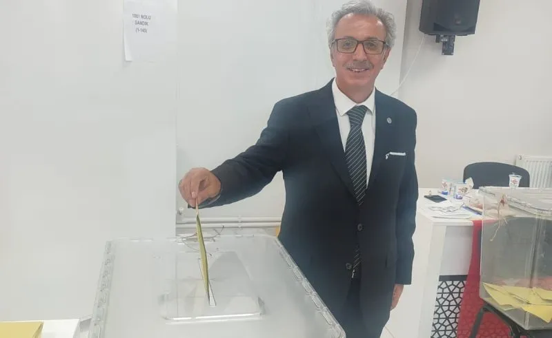 Ahmet Türk Güven Tazeledi