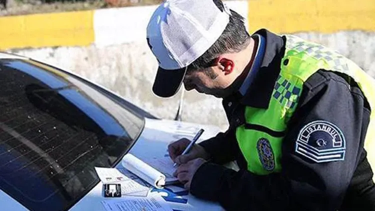 Trafik cezalarını artıran yasa teklifi askıya alındı