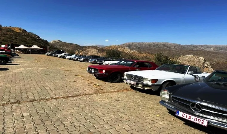 Tarihe Yolculuk, Nostaljik Ulaşım: Belçikalı klasik araç tutkunları Nemrut Dağı’nda