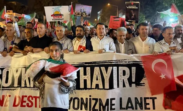 Adıyaman ve Kahta’da Aksa Tufanı selamlandı