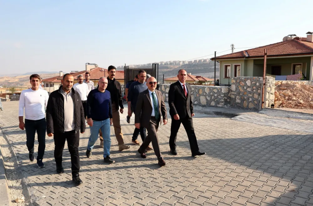 Vali Varol: Yepyeni Bir Zey inşa ettik