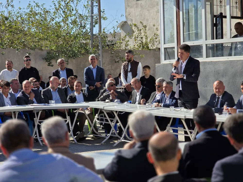 AK Partili Vekiller Kâhta’ya çıkarma yaptı