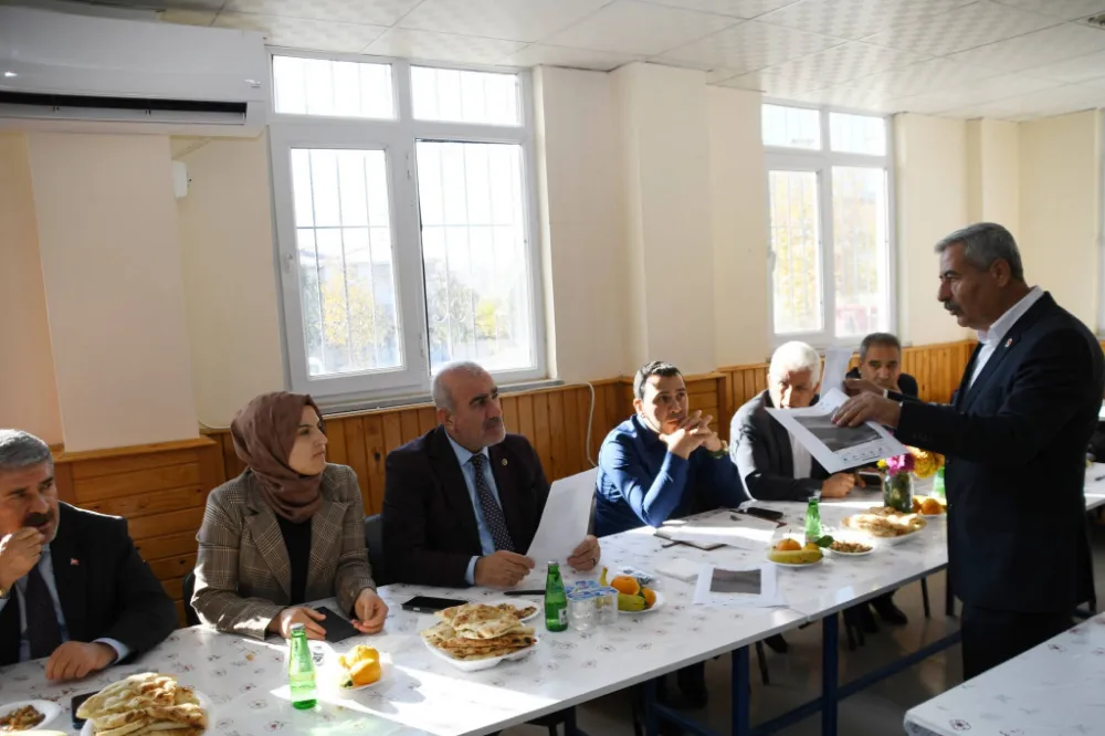 Milletvekili Özhan Gölbaşı’nda Muhtarlarla Bir Araya Geldi