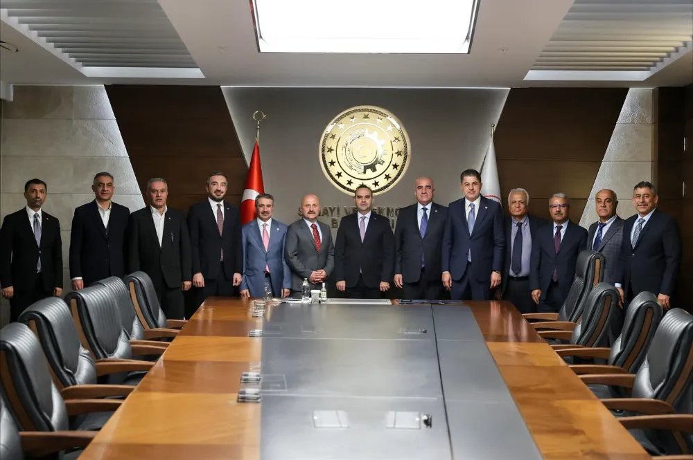 Adıyaman Heyeti Sanayi ve Teknoloji Bakanı Kacır ile Görüştü