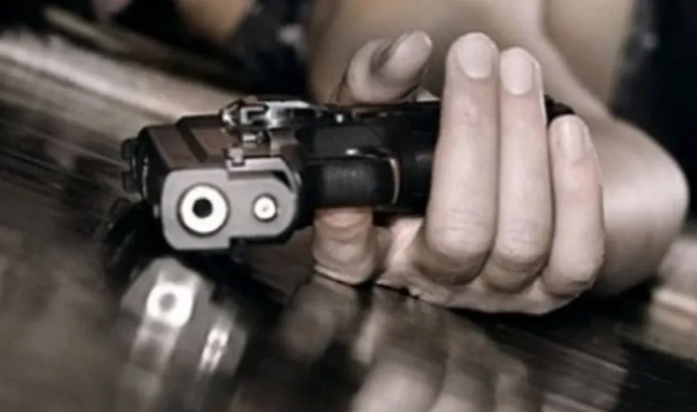 Bunalıma giren şahıs tabanca ile intihar etti