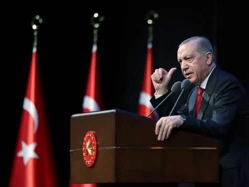 Erdoğan’dan “Yargıya Parmak Sallamayın” Uyarısı