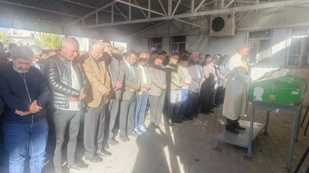 Ziraat Odası Başkanı Turanlı’nın annesi Münevver Turanlıi son yolculuğuna uğurlandı