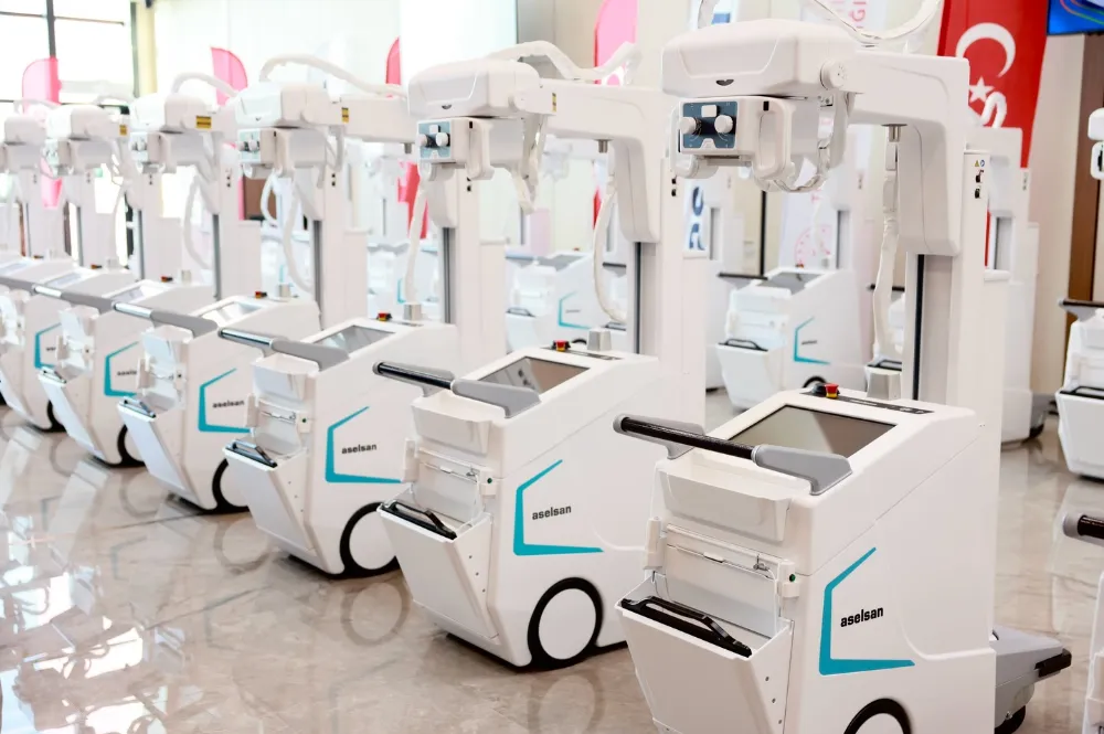 ASELSAN, Yerli Mobil Röntgen Cihazlarını Sağlık Alanına Sundı