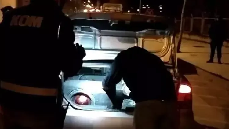  Asayiş Uygulamasında Ruhsatsız Silahlar Ele Geçirildi