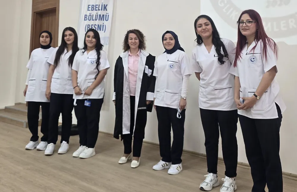 ADYÜ Ebelik ve Hemşirelik Öğrencileri Üniformalarını Giydi