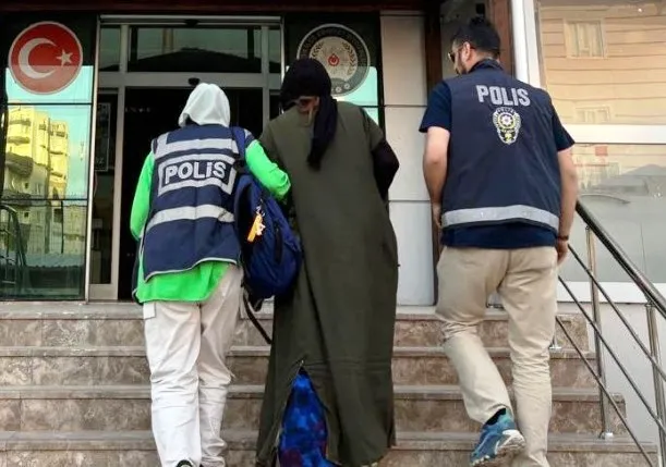 35 Yıl Hapis Cezası Bulunan Kadın Yakalandı