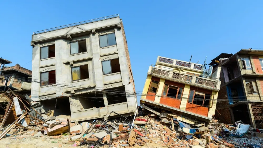 İki belediye başkanı hakkında deprem soruşturması izni