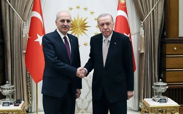 Numan Kurtulmuş Güven Tazeledi: İlk Mesajında 
