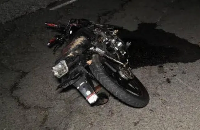 Otomobil ile Motosikletin çarpıştığı kazada İki kardeş hayatını kaybetti