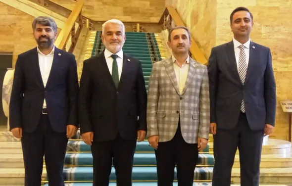 HÜDA PAR,Cuma namazı saatinde çalışanlar izinli sayılsın