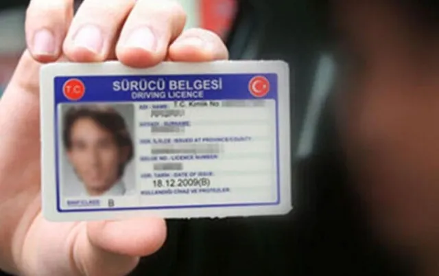 Ehliyet yenileme süresi son kez uzatıldı