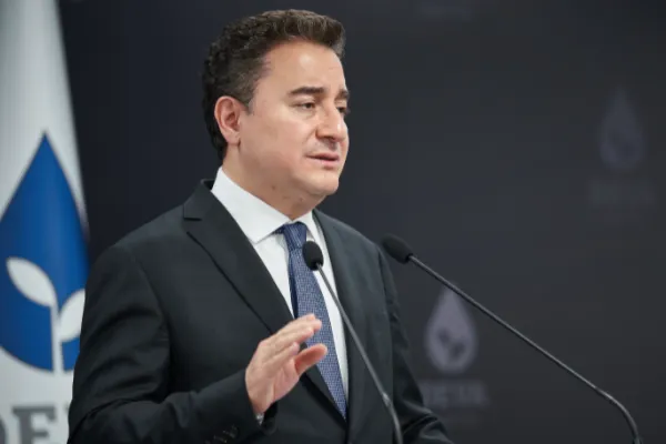 Babacan: Kur Korumalı Mevduatın Faturası Vatandaşa Çıktı