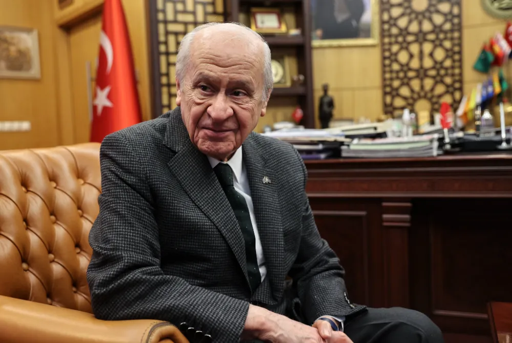 Bahçeli: Ahmet Türk görevine iade edilmeli, Ahmet Özer tahliye edilmeli