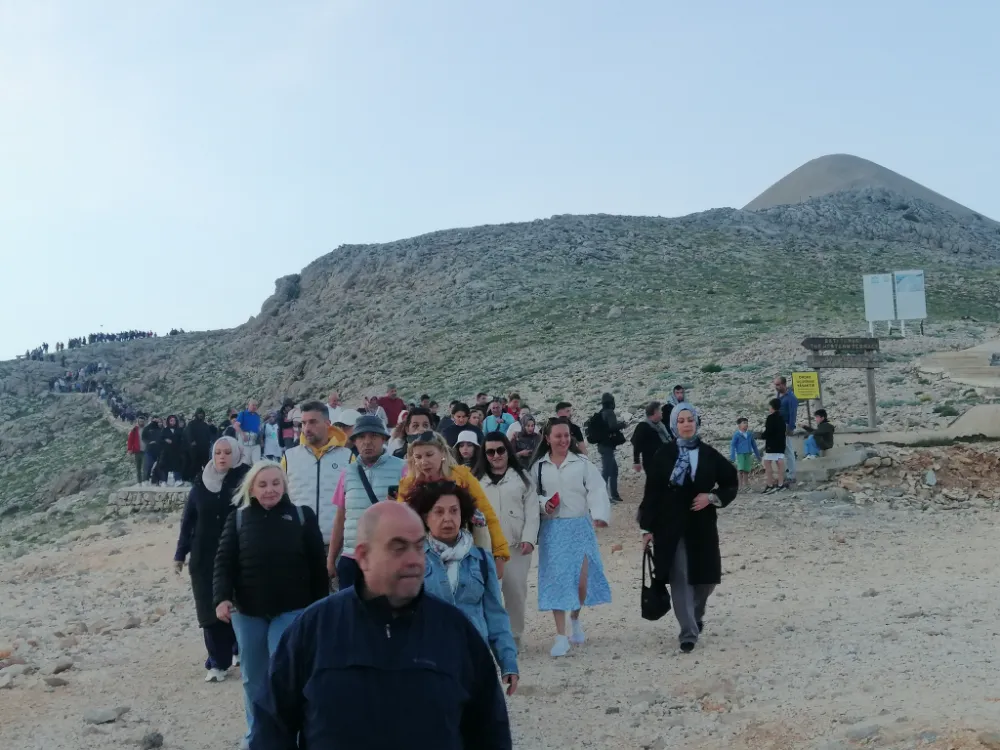Nemrut Dağı’nı 7 yılda 1 milyondan fazla kişi ziyaret etti