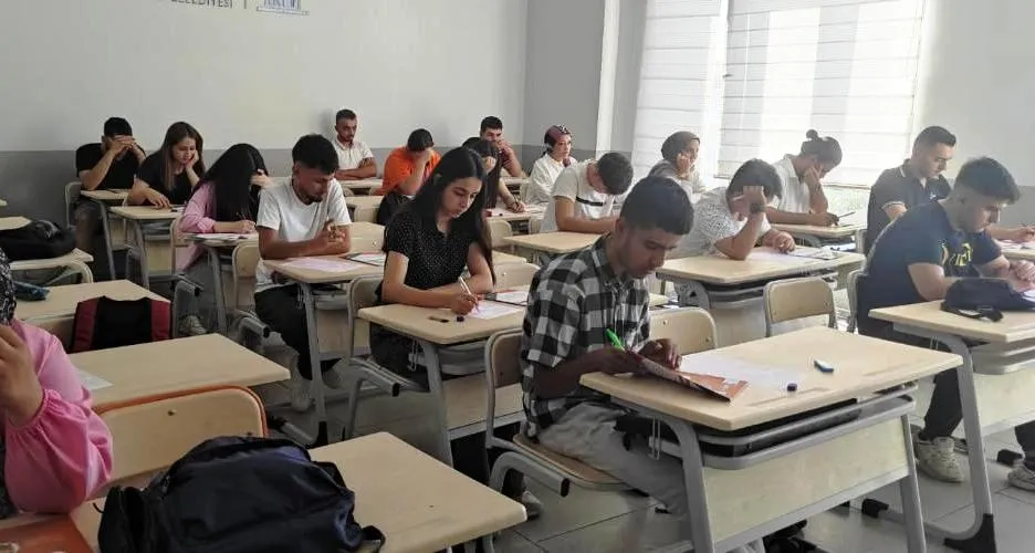 Adıyaman Belediyesinin ücretsiz YKS kursu başladı