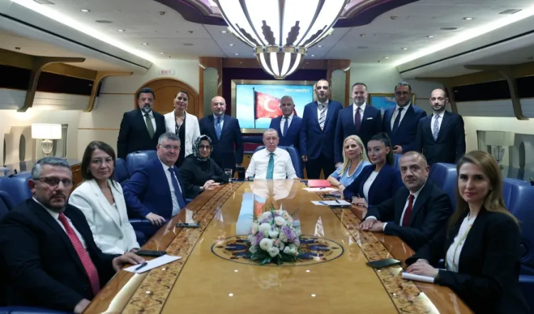 Erdoğan: Muhalefetten gelenler, temiz siyaset ve millete hizmet için AK Parti’yi seçiyor.
