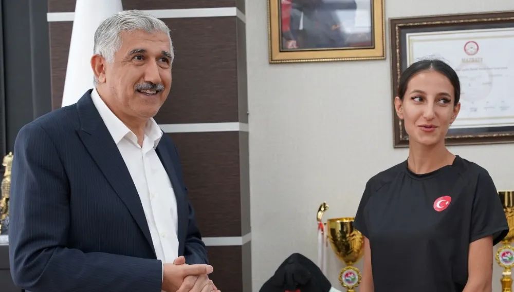 Başkan Hallaç,Şampiyon Sporcuyu Ağırladı