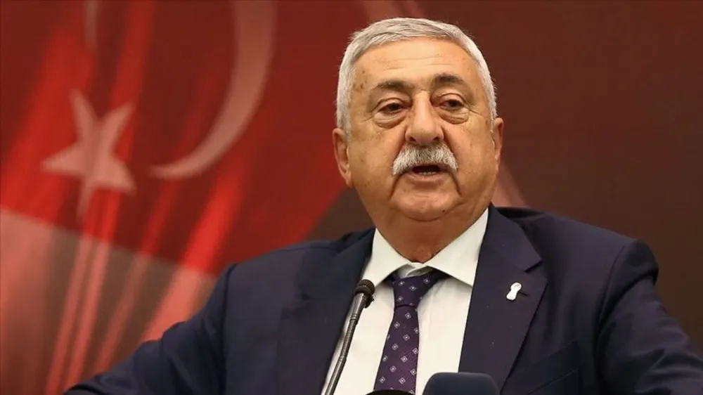 Palandöken: İndirim aldatmacaları vatandaşı yanıltıyor