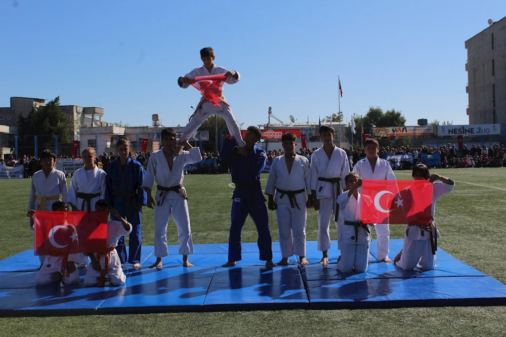 Cumhuriyet Bayramı Kahta’da Coşkuyla Kutlandı