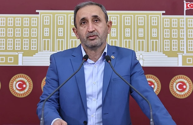 Demir;Dış güçler Suriye